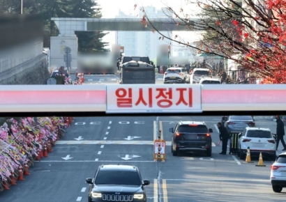 日언론 "尹만큼 친화적인 대통령 없었다…北·中군사도발 우려"