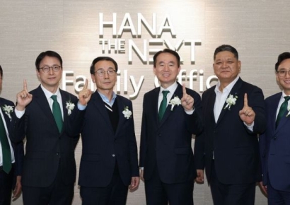 하나은행, '하나 더 넥스트 패밀리오피스' 오픈