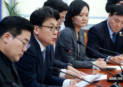 [포토] 민주, 19일 상법개정 토론회…이재명 대표가 좌장 맡아