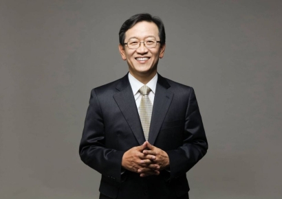 '尹 40년 지기' 석동현 "내란죄 될 수 없는 이유 차고 넘쳐"