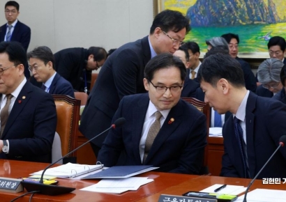 [포토] 대화하는 한기정-이복현