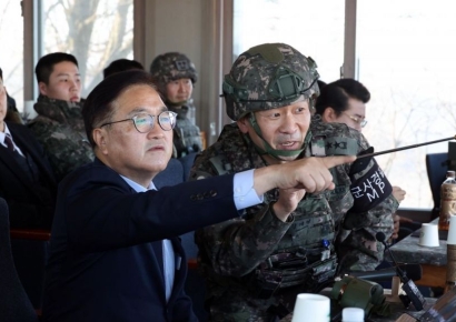 [포토] 우원식 국회의장, 최전방 군부대 방문