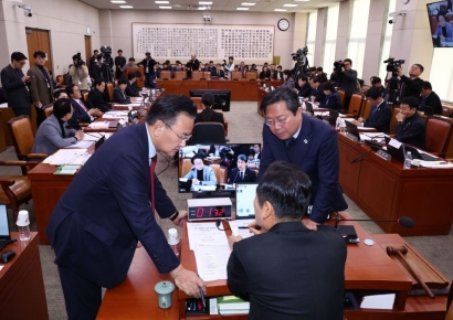 '비상계엄 공소시효 없앤다'…계엄 억지책, 국회 법사위 소위 통과