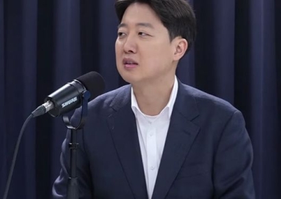 이준석 "尹, 이재명과 점점 닮아갈 것…자존심 강한 두 바보"