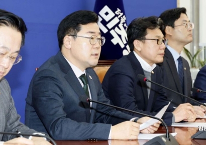 [포토] 박찬대 “한 권한대행 거부권 행사는 윤석열 따르겠다는 선언”
