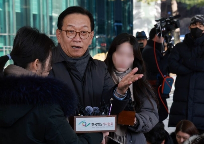 尹 변호인 석동현 "계엄이 왜 내란? 대통령 정당한 권한"