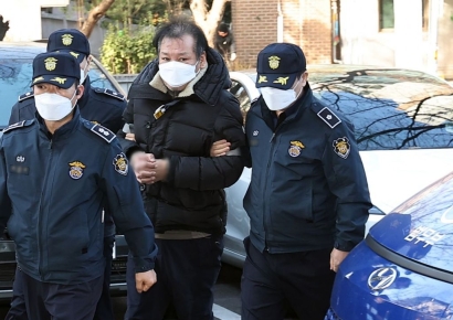 법원, '건진법사' 전성배 구속영장 기각…"죄질 달리 볼 여지"