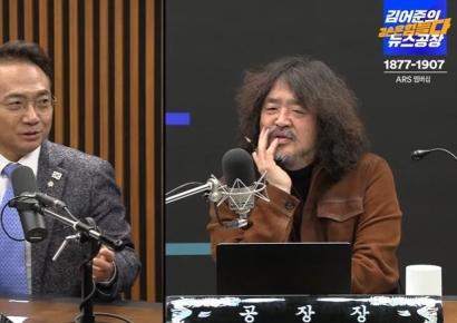 "한동훈 사살은 허구" 보고서 낸 박선원, 김어준에 사과