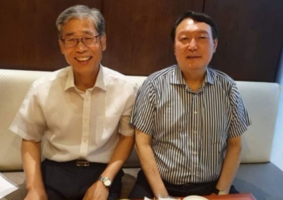 '尹 멘토' 신평 "난 간신 될 수 없는 사람…직책 맡은 적도 없어"