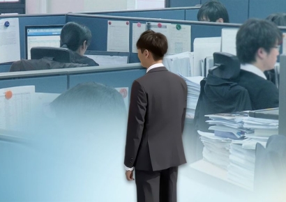 "수준에 부합하는 인재가 없다"…대기업, 10명 중 3명이 '중고신입'