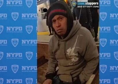 "태연히 지켜봤다"…뉴욕 지하철서 잠자던 여성 옷에 불붙인 남성