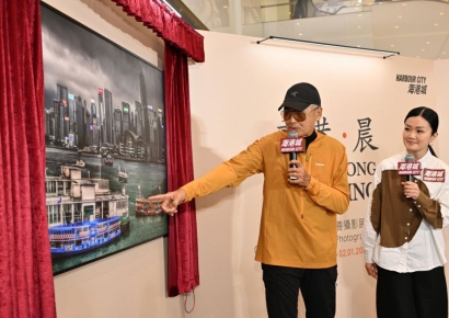 '영웅본색' 주윤발이 렌즈에 담은 '홍콩의 아침'