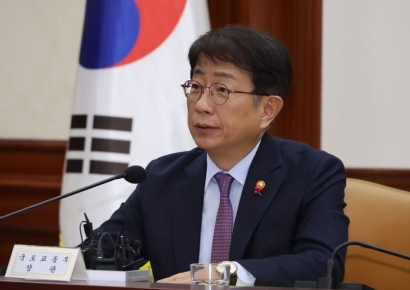 국토부 장관 "무안 여객기 사고 원인 철저 규명, 확실한 재발방지 대책 마련"