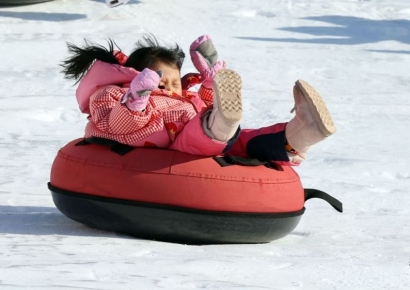 [포토] 신나는 눈썰매장