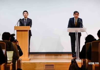 [포토] 김용현 변호인단, '계엄 경종 울리는 차원이었다'