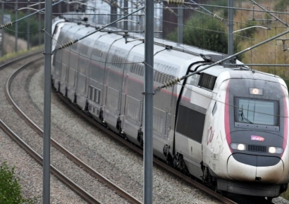 기관사 투신에 혼자 달린 佛고속철…비상 시스템이 대형 참사 막아