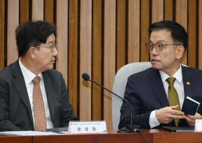 권성동 "野 한덕수 탄핵 철회해달라…대화·협상 문 열어두겠다"