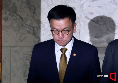 이틀 남은 쌍특검법 시한…압박 수위 낮추는 野