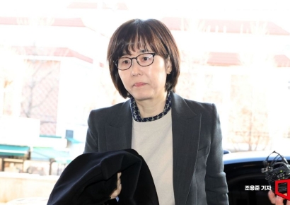 [포토] 출근하는 이미선 헌법재판관