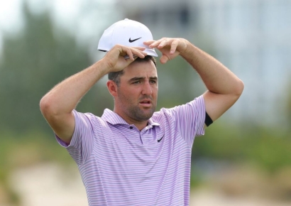 ‘손바닥 수술’ 셰플러…‘크리스마스 저녁 준비 하다가…’