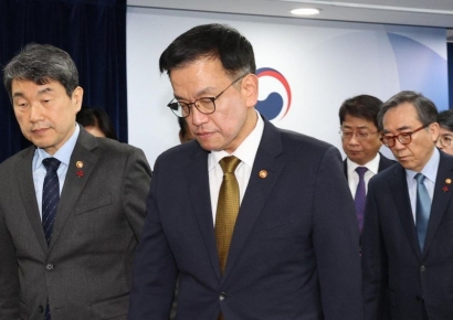 공관 없는 '최상목 권한대행'…24시간 자택경호 비상