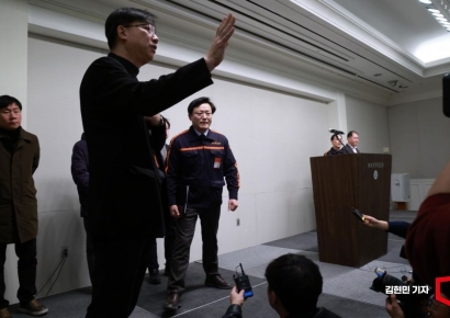 [포토] 제주항공, 수습책 질문에 '묵묵부답'