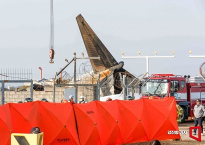 "제주항공, 참사 하루 만에 6만8천건 취소"