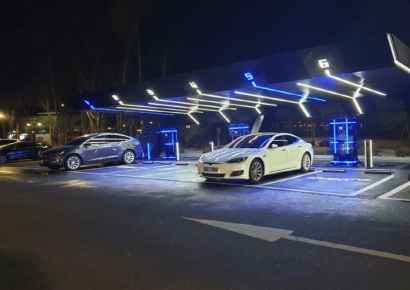 폭스바겐, 테슬라 제치고 非중국 전기차 시장서 1위