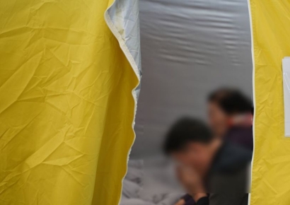 "장녀처럼 궂은일 다한 막내…가슴 찢어져" 유가족들, 그리운 이름 부르며 '통곡'