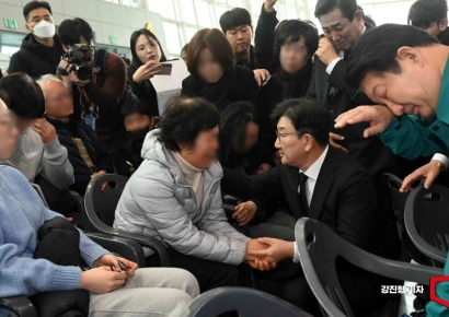 '무안 참사' 수습 나선 與野…지도부 현장 방문