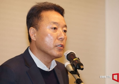 [포토] 제주항공 사고 관련 브리핑 하는 송경훈 본부장 