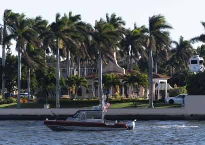 머스크, 트럼프 '실세' 된 비결은 1박 300만원 마러라고 살이