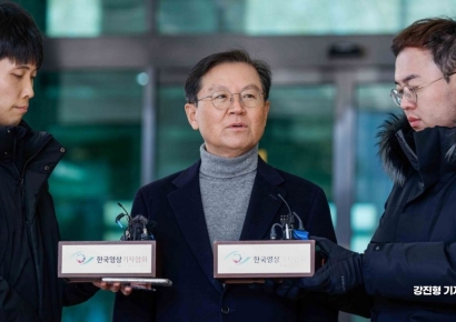 [포토] 윤갑근 변호사, '대통령 체포 영장 부당'