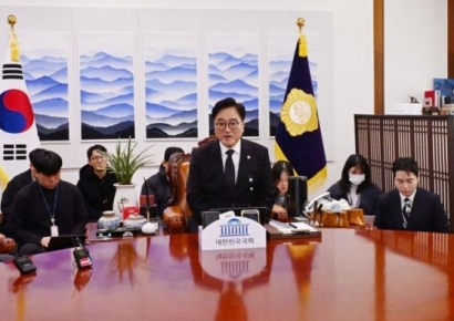 우원식 의장 "대통령 스스로 걸어 나오는 것이 최선"