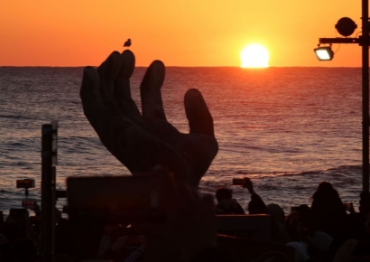 을사년 호미곶 첫 일출, 차분한 분위기 속 시민들 새해 소망 기원