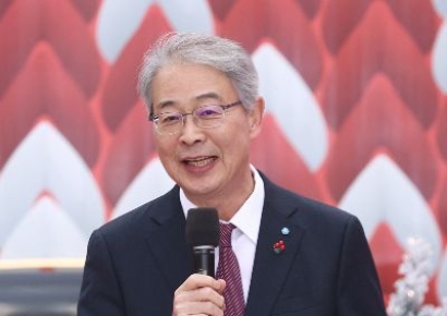 임종룡, IR 서한 발송…“우리금융 강하고 견실하게 발전시킬 것”