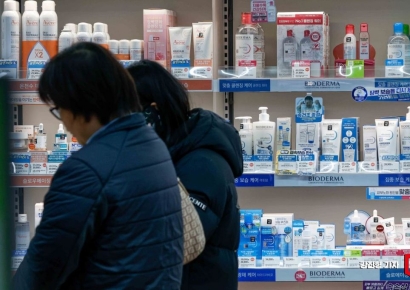 [포토] 새해 맞아 화장품 가격 줄줄이 인상