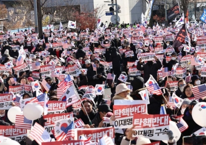 "정신 나갈 거 같다"…집회에 고통받는 한남동 주민들 