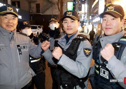[MZ순경]"시민과 가장 가까운 경찰"…발로 뛰는 기동순찰대 막내