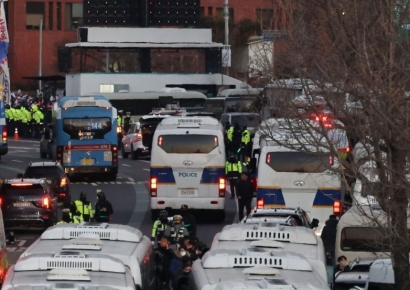 윤석열 측 “공수처가 기동대 동원, ‘국헌문란’의 폭동이어서 내란죄”(종합)