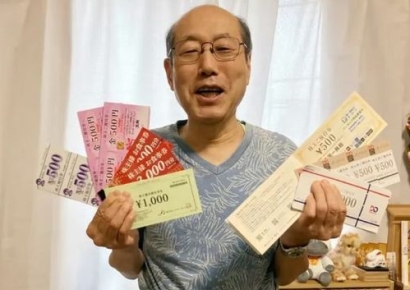 무료 쿠폰으로만 생활, 56억 자산가…'공짜의 신' 화제