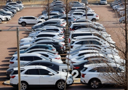 무안공항서 성에 낀채 주인 기다린 차들…가족 품으로 돌아간다