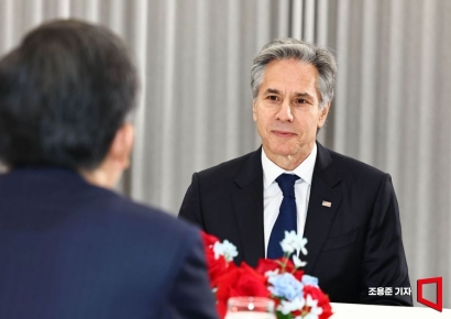 [포토] 조태열 장관 발언듣는 토니 블링컨 장관