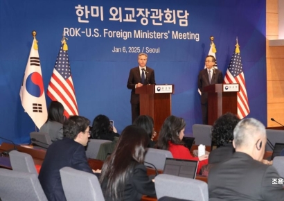 [포토] 합동 기자회견에서 발언하는 토니 블링컨 장관 