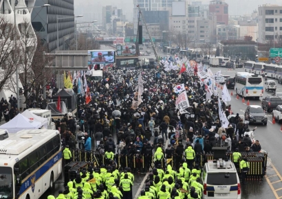 수방사 병사들, 윤대통령 경호에 투입됐나[양낙규의 Defence Club]