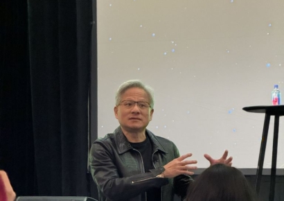 젠슨 황 "SK·삼성 매우 뛰어나…성공 의심치 않는다"