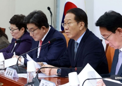 [포토] 與 "민주당 주장대로 尹체포작전 펼치면 유혈충돌 우려"