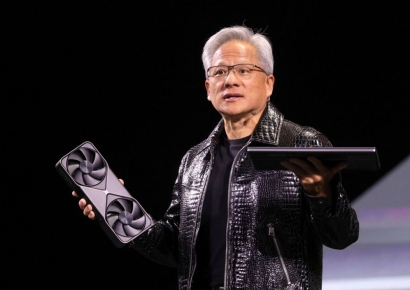 유출된 사진, 말 뒤집은 젠슨 황…"삼성 메모리, 신형 게임 GPU에 사용"