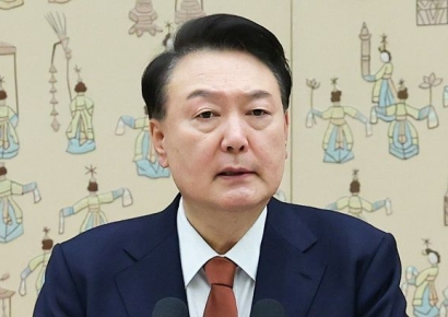 윤석열 측 “체포영장 48시간 조사 효율성 없어…묶인 대통령 보여주겠다는 의도”(종합)