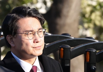 윤상현 "못났든 잘났든 '영입 1호' 尹 책임져야…관저 시민들 계엄 옹호 아냐"